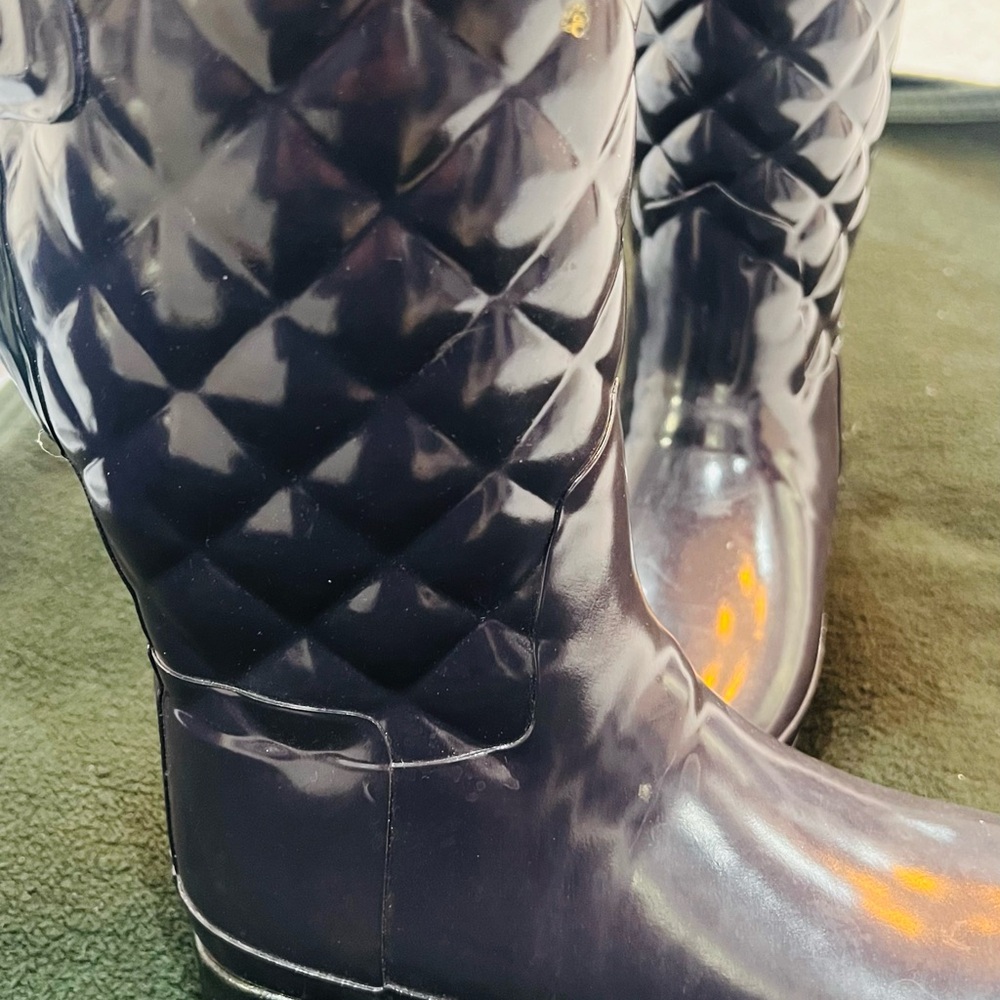 Hunter Quilted Black Ankle Boots